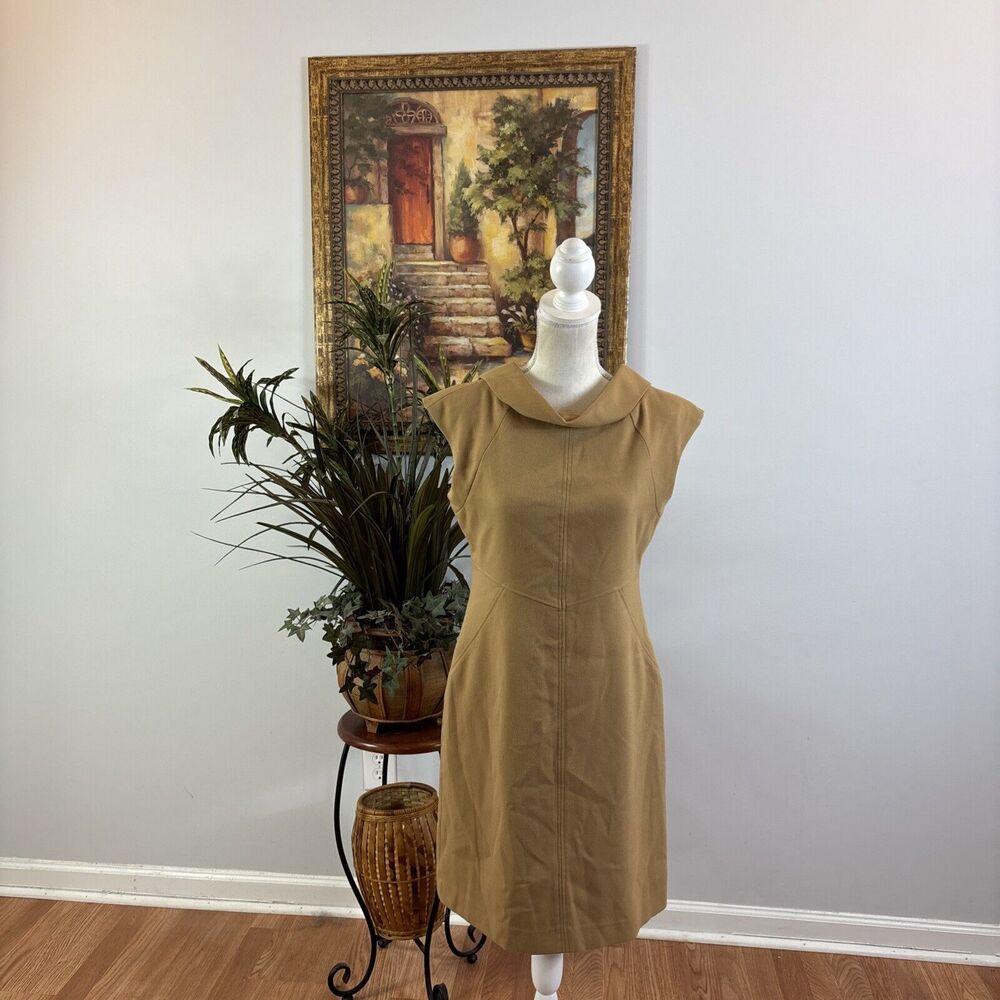 Eliza J Women Size 6 A-Line Dress Light Brown Sleeveless Lined Boat neck Classic
